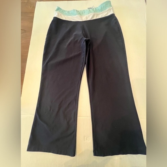 NIKE FIT & DRY ATHLETIC LEGGINGS. SIZE M 
(8-10) NAVY BLUE W/LT BLUE/WHITE BAND - Picture 1 of 7